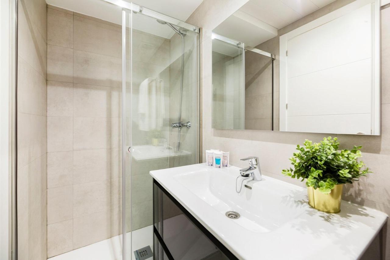 Hostal Blasco de Garay 61B Hostal
