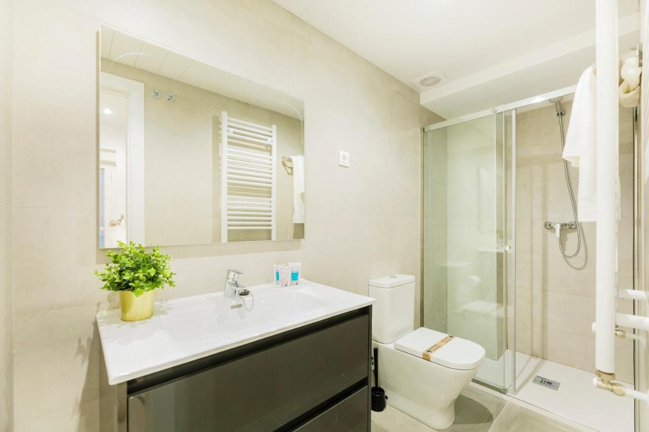 Hostal Hostal Blasco de Garay 61B